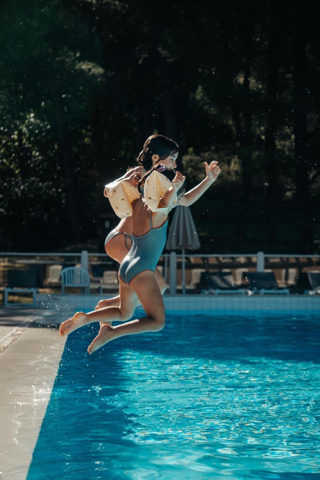 Club Vacances Bleues Domaine De Chateau Laval Gréoux-les-Bains Екстериор снимка